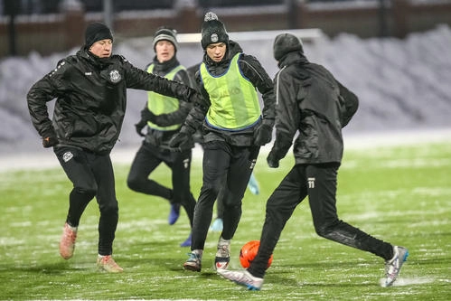 E17T5611